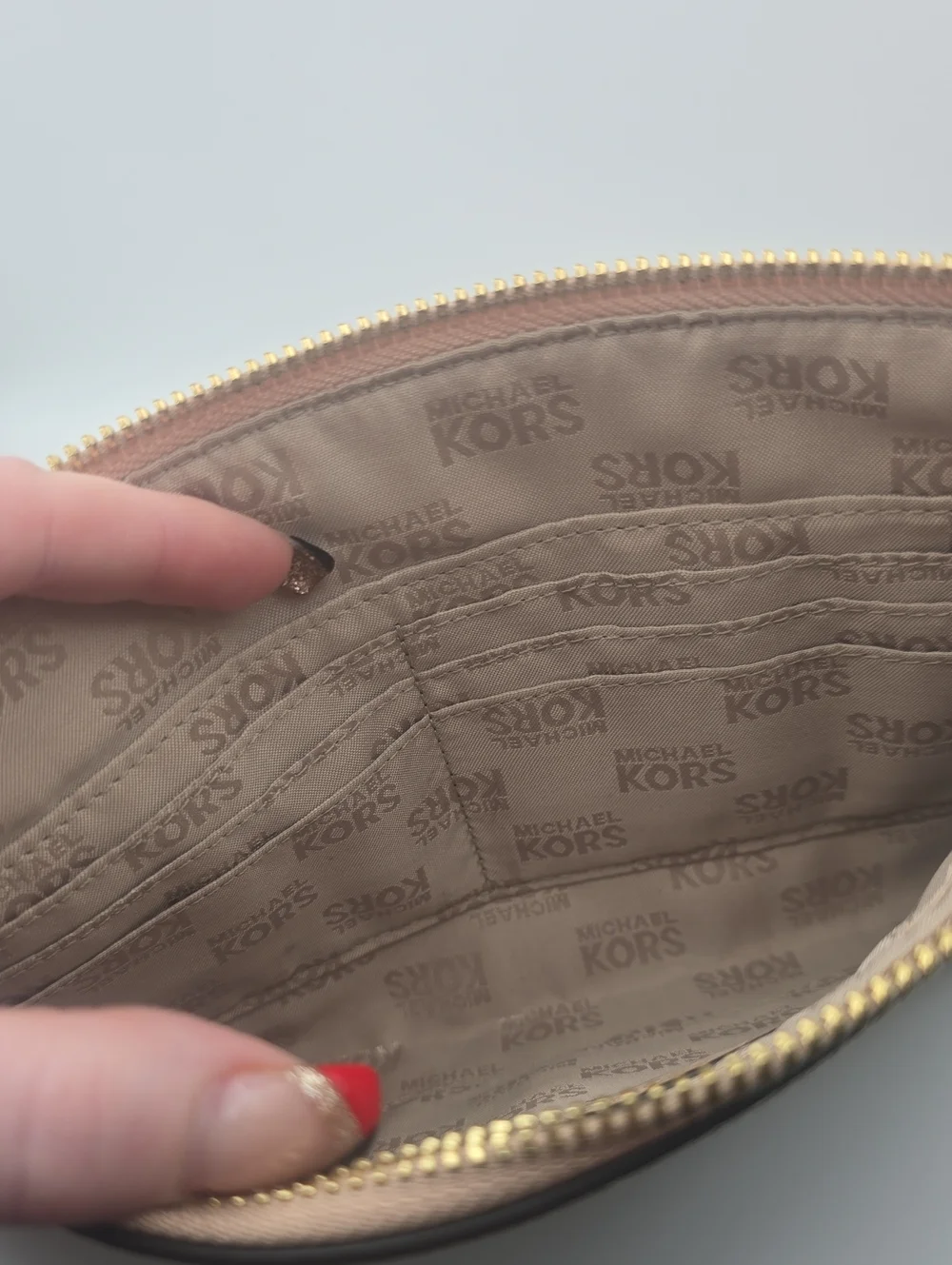 Michael Kors Nude Beige W/ Gold Hardware & MK Clutch/Wristlet (NWOT)✨️